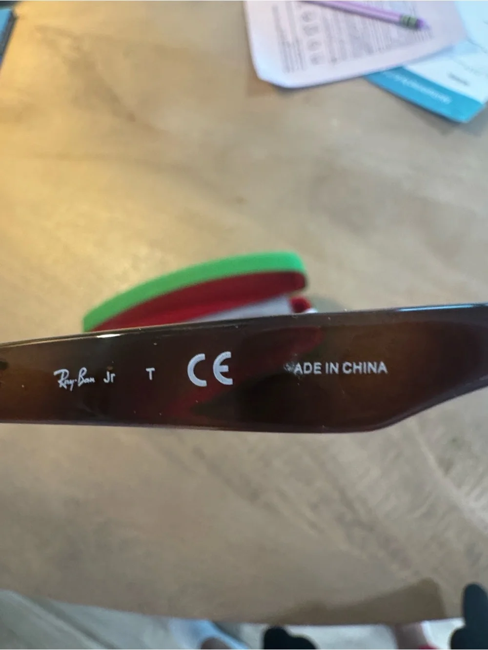 Ray-Ban Tortoiseshell Brown Sunglasses with Green and Red Case